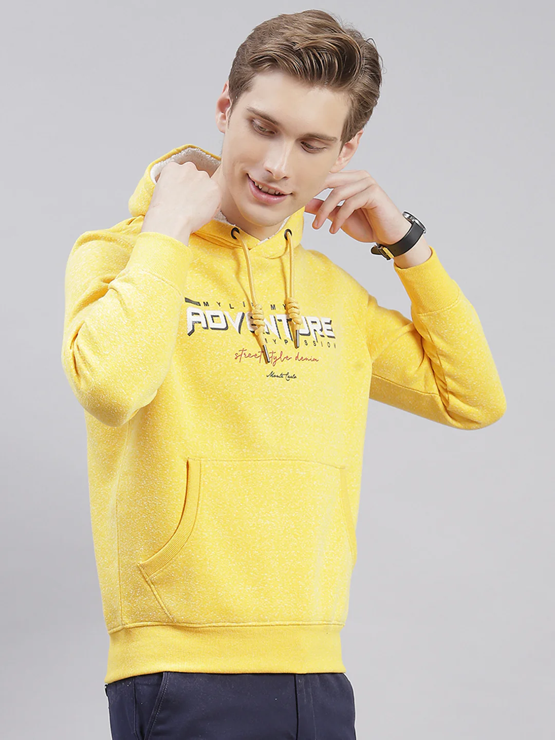 Men Yellow Solid Hooded Full Sleeve Sweatshirts - Image 5