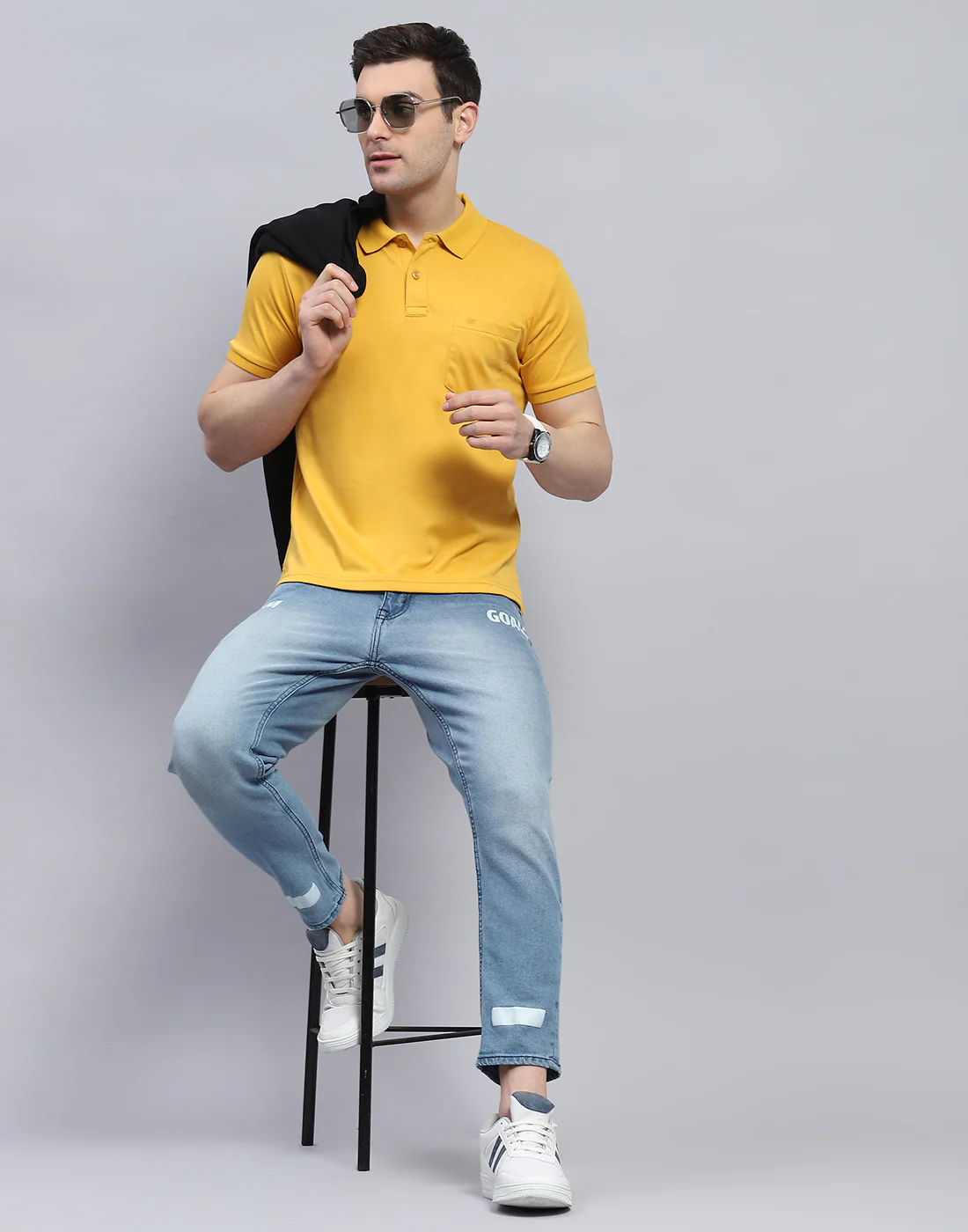 Men Yellow Solid Polo Collar Half Sleeve T-Shirt - Image 2