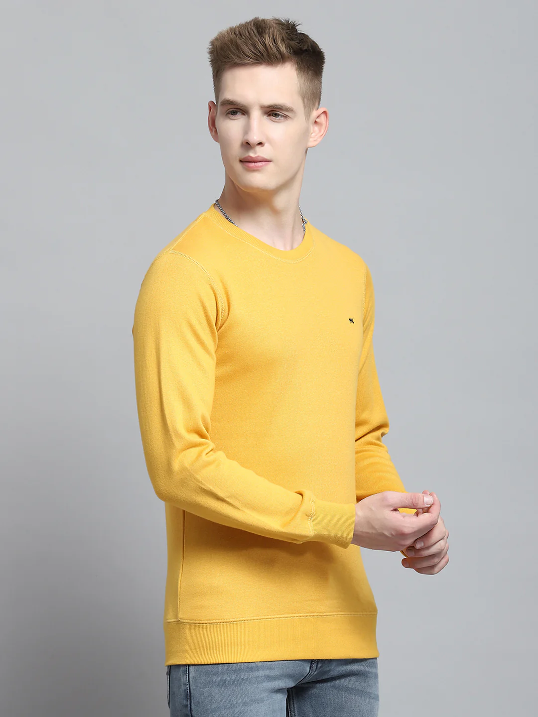 Men Yellow Solid Round Neck Full Sleeve Winter T-Shirt - Image 4