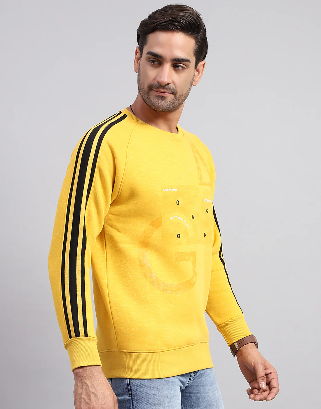 Men Yellow Printed Round Neck Full Sleeve Sweatshirt - Image 4