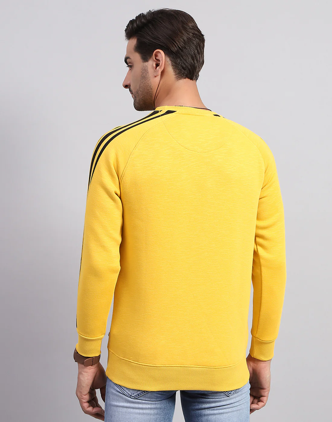 Men Yellow Printed Round Neck Full Sleeve Sweatshirt - Image 5