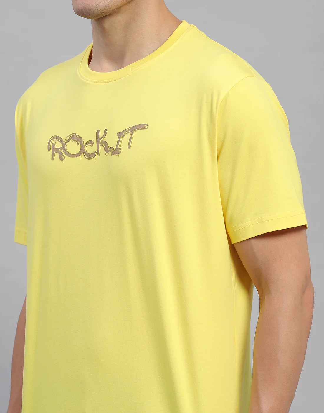 Rock.it Men Yellow Solid Round Neck Half Sleeve T-Shirt - Image 6