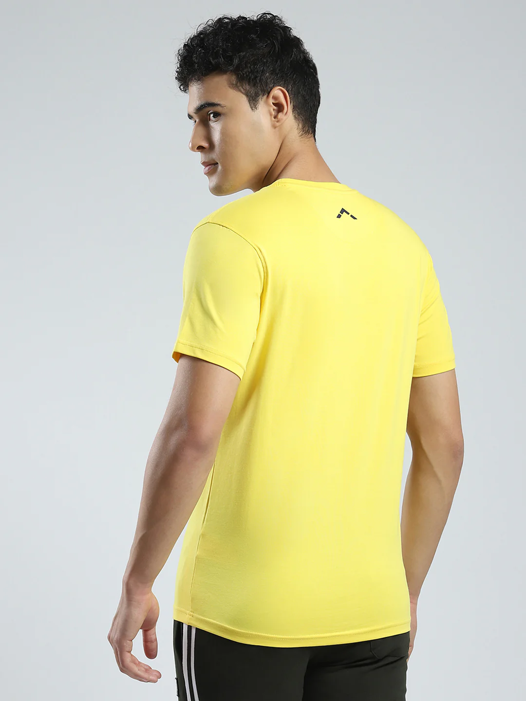 Rock.it Men Yellow Solid Round Neck Half Sleeve T-Shirt - Image 5