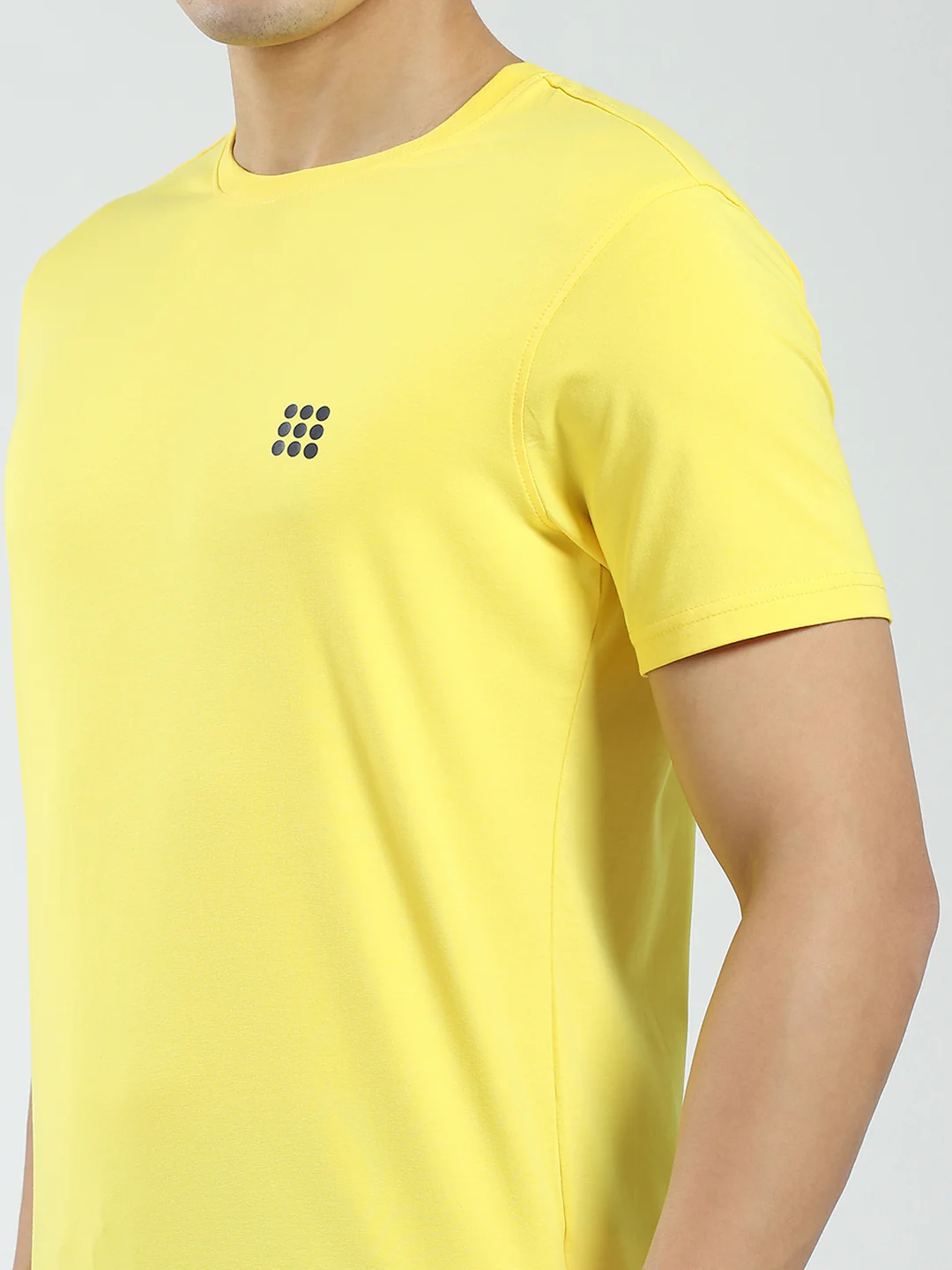 Rock.it Men Yellow Solid Round Neck Half Sleeve T-Shirt - Image 7