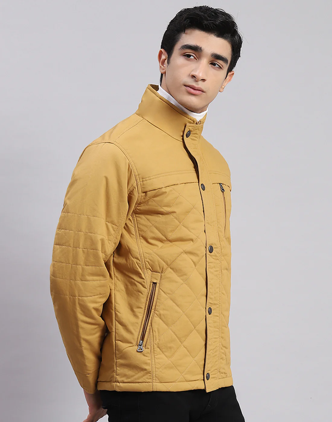 Men Yellow Solid Stand Collar Full Sleeve Jackets - Image 4
