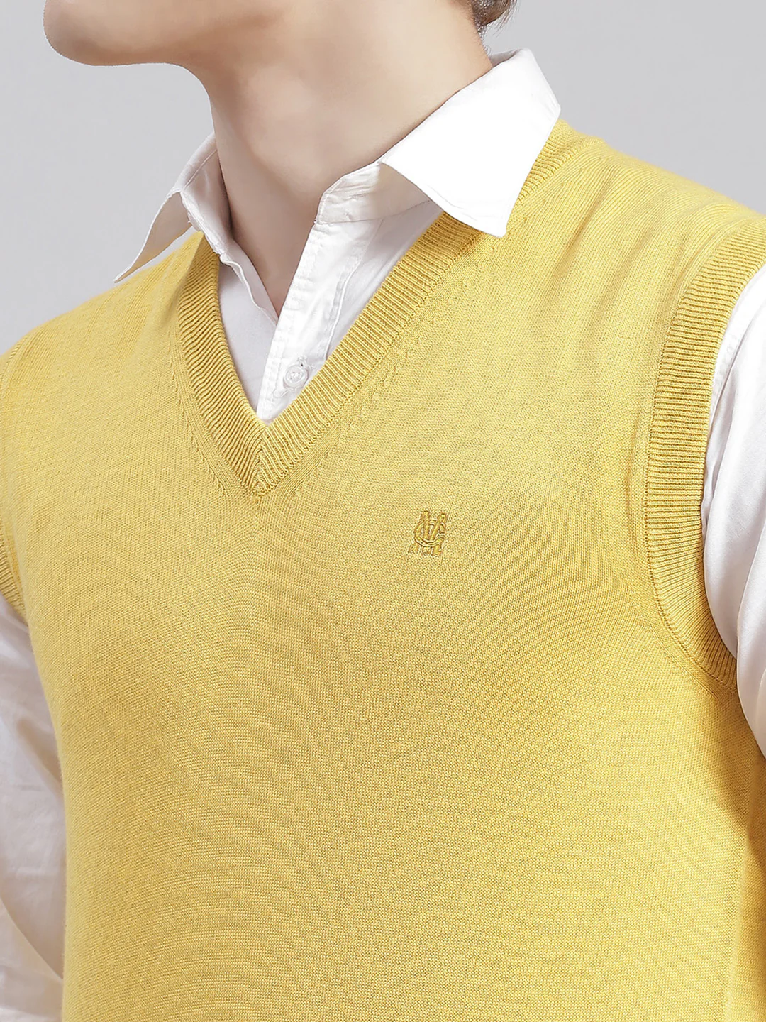 Men Yellow Solid V Neck Sleeveless Sweaters/Pullovers - Image 7