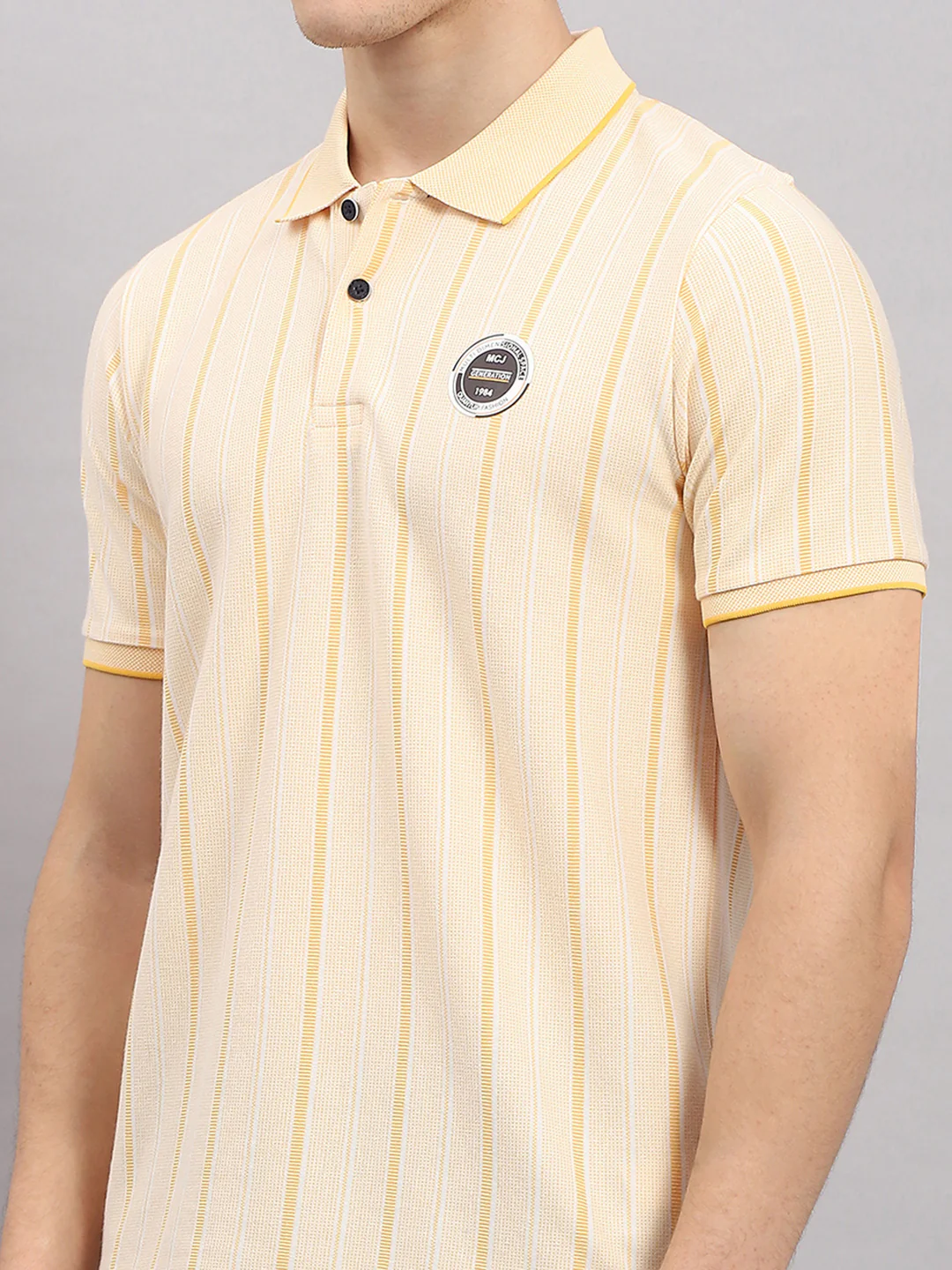 Men Yellow Stripe Collar Half Sleeve T-Shirt - Image 6