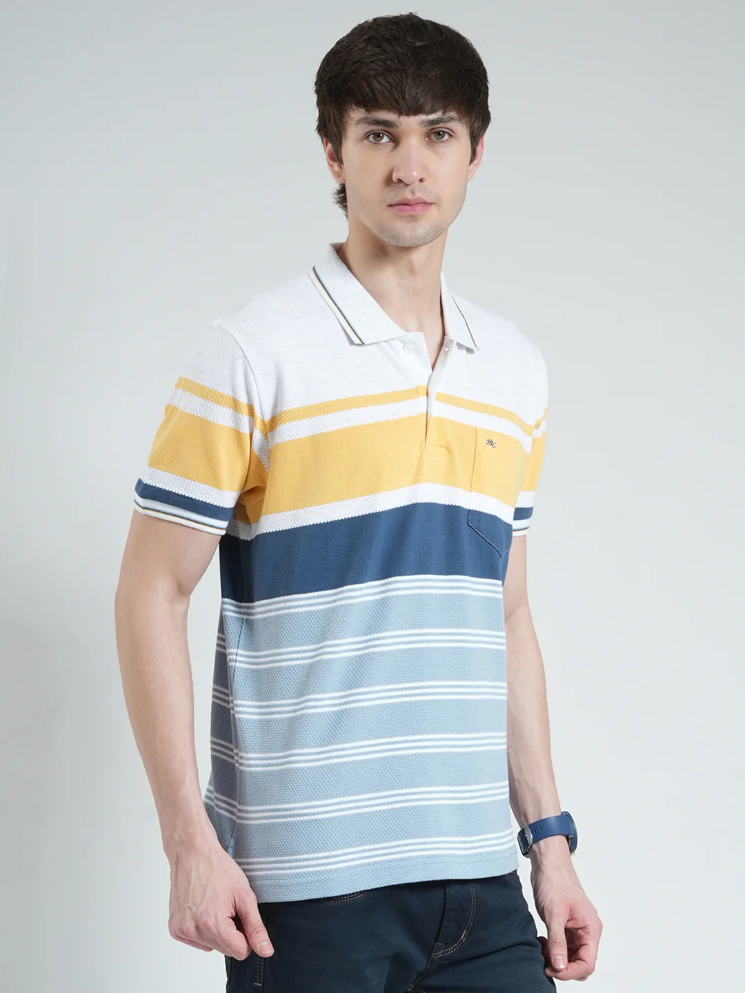 Men Yellow Stripe Collar Half Sleeve T-Shirt - Image 4
