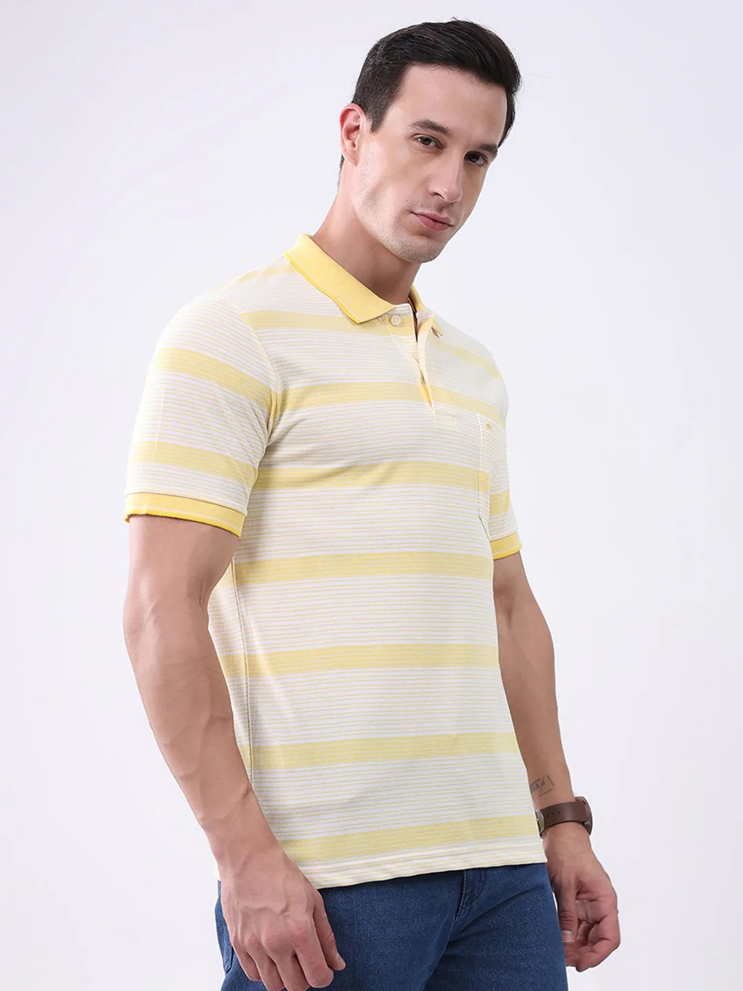 Men Yellow Stripe Collar Half Sleeve T-Shirt - Image 4