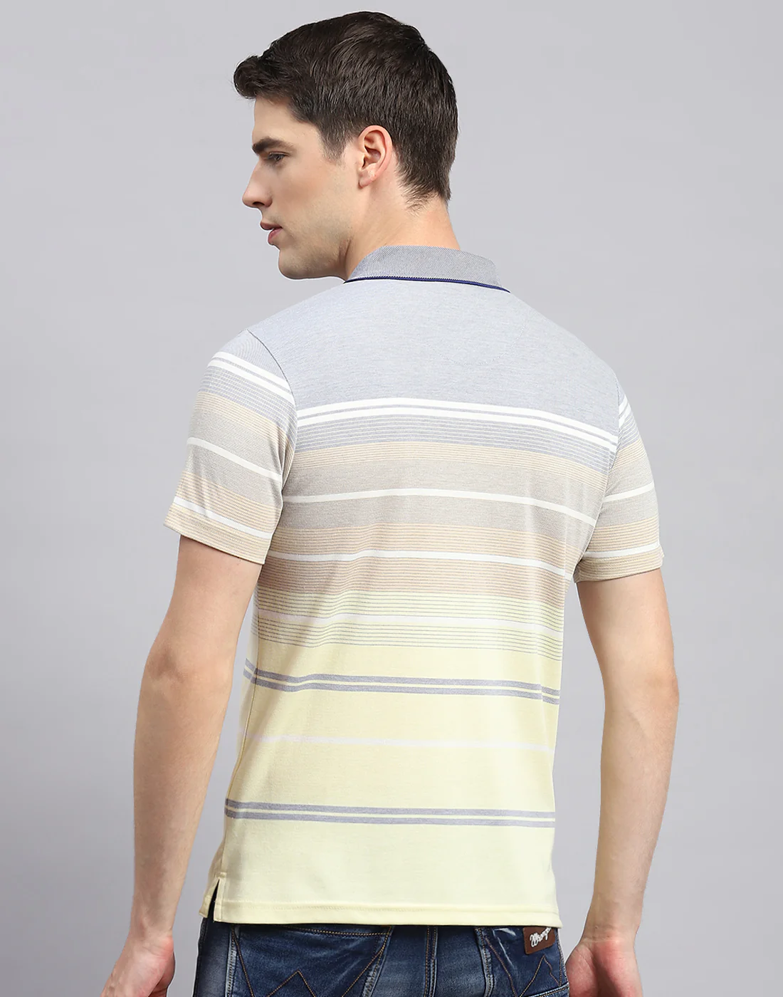 Men Yellow Stripe Collar Neck Half Sleeve T-Shirt - Image 5