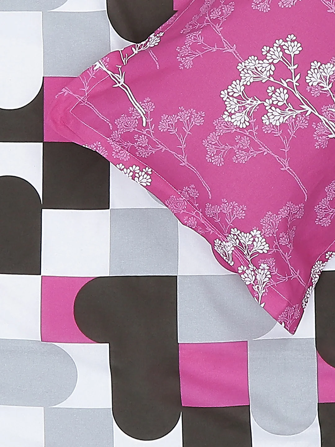 MOCA by Monte Carlo 104 GSM Cotton Double Bedsheet (2 Pcs Set) - Image 5
