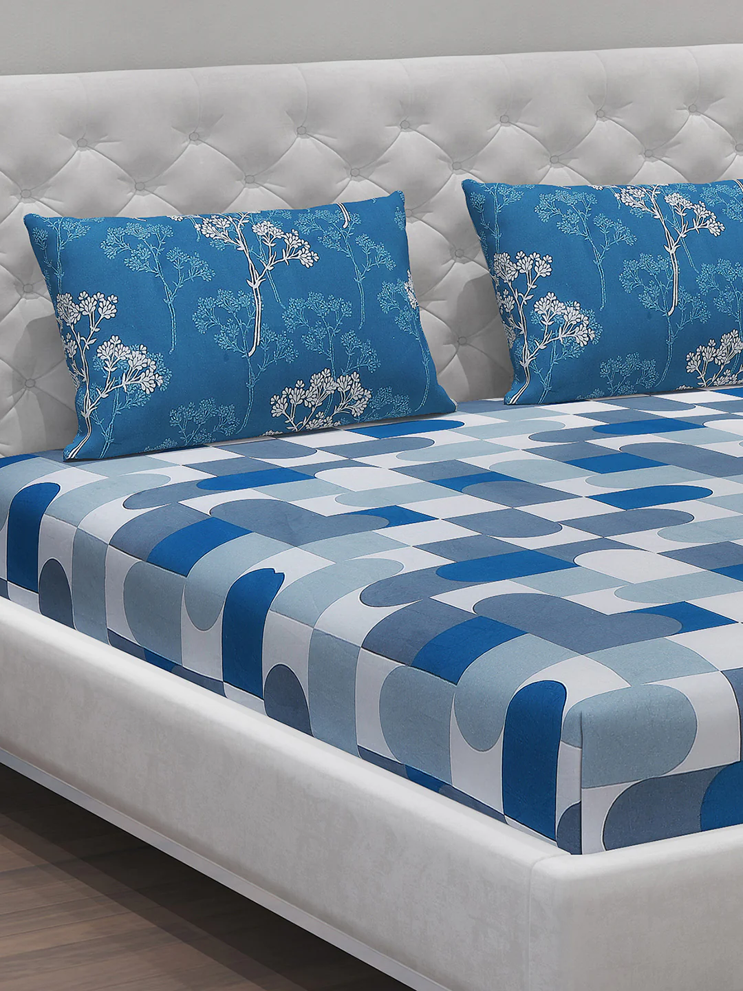 MOCA by Monte Carlo 104 GSM Cotton Double Bedsheet (2 Pcs Set) - Image 4