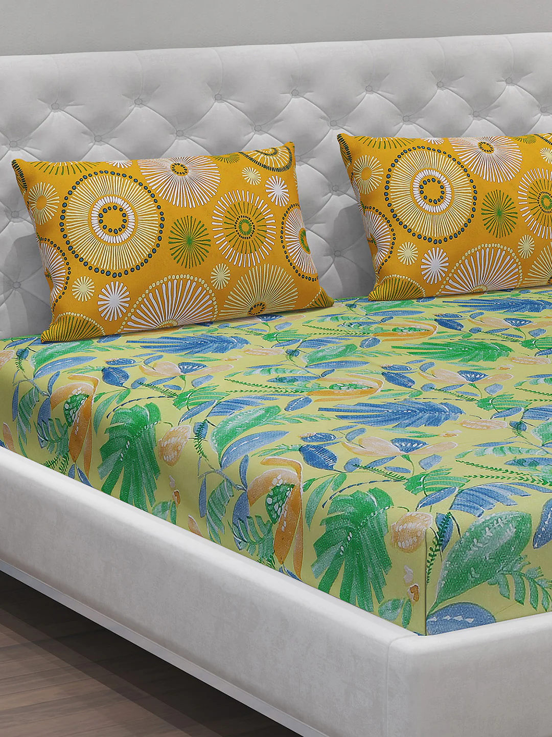 MOCA by Monte Carlo 104 GSM Cotton Double Bedsheet With 2 Pillow Covers - Image 4