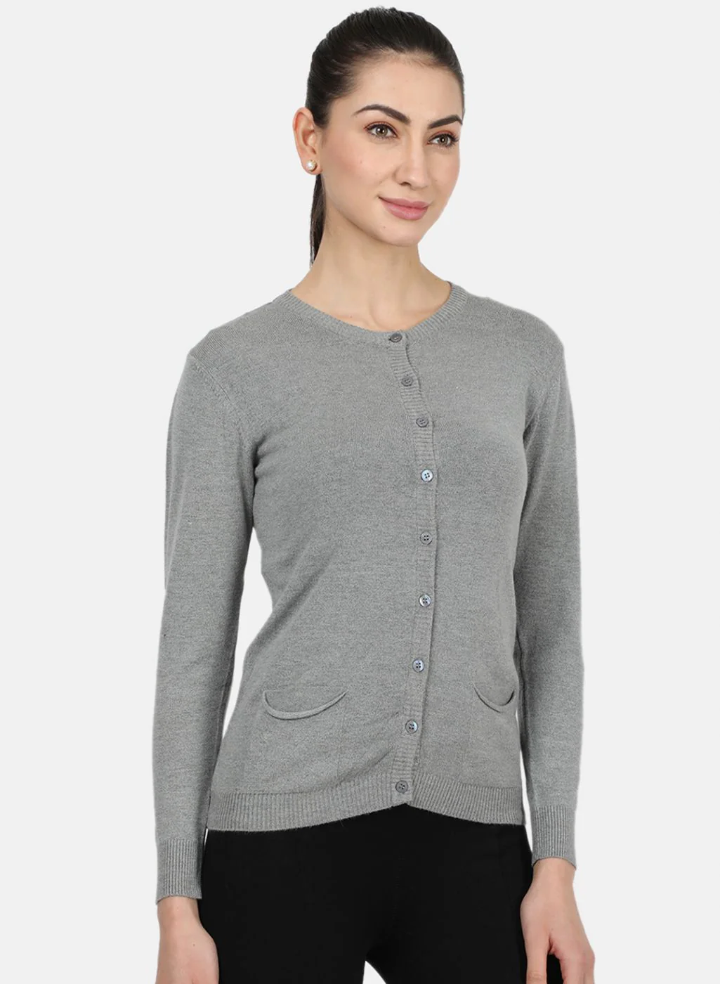 Women Grey Solid Cardigan - Image 6