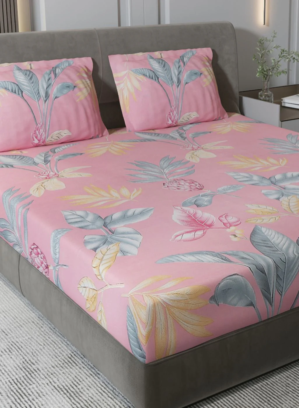 130 GSM Polyester Queen Bedsheet with 2 Pillow Covers - Image 4