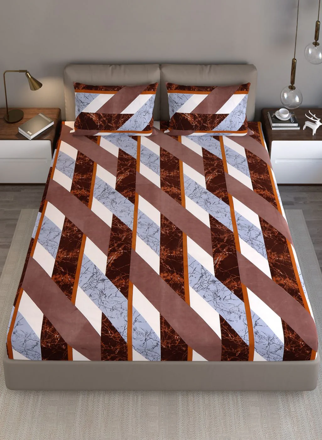 130 GSM Polyester Queen Bedsheet with 2 Pillow Covers - Image 3