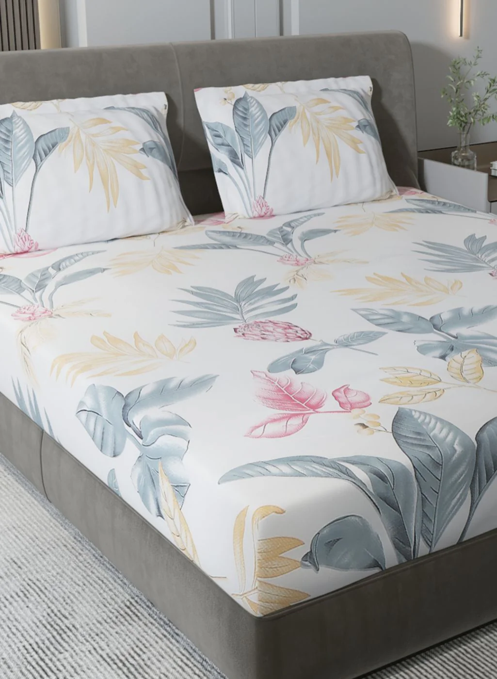 130 GSM Polyester Queen Bedsheet with 2 Pillow Covers - Image 4