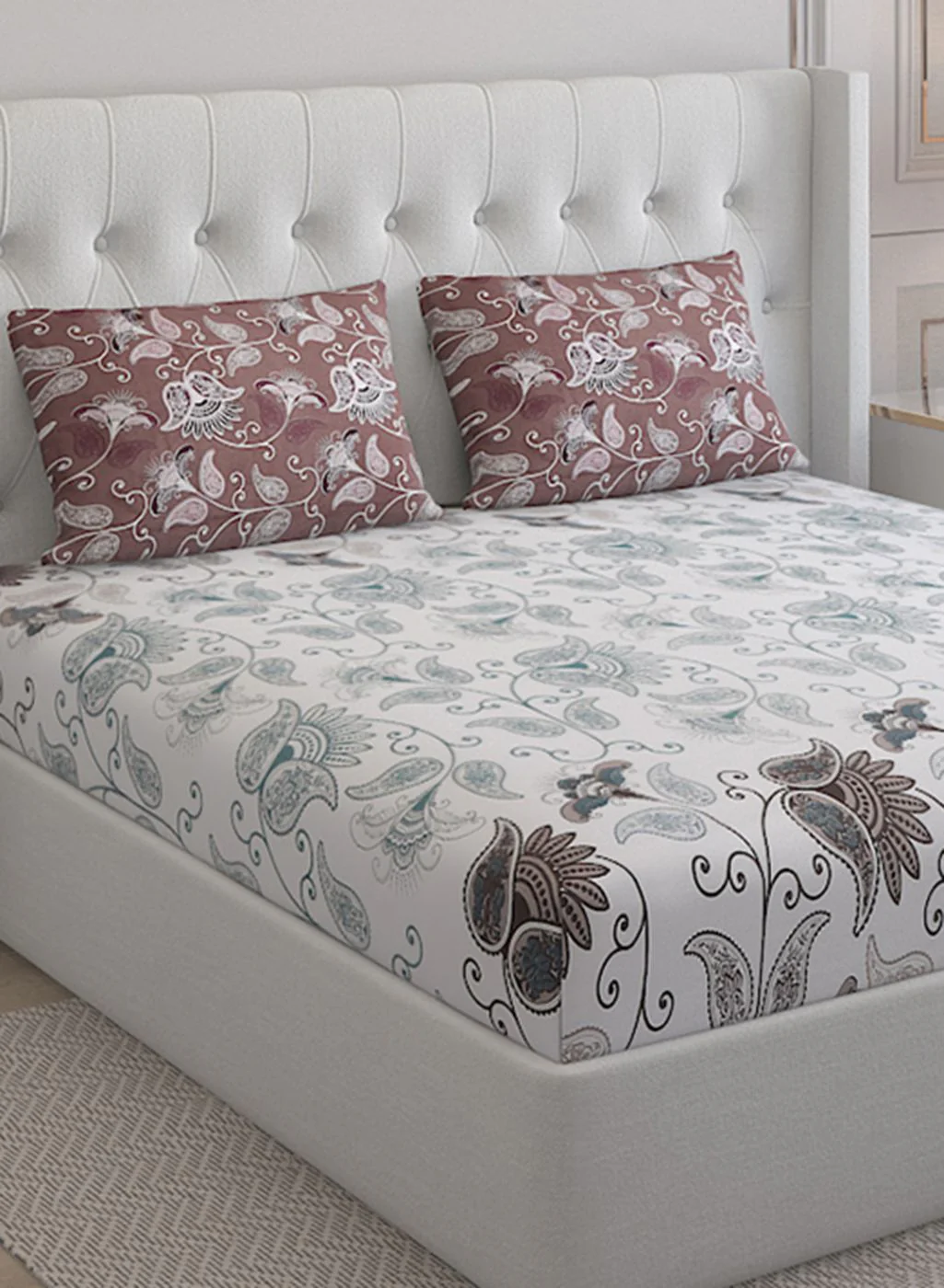 144TC Pure Cotton King Bedsheet with 2 Pillow Covers - Image 4