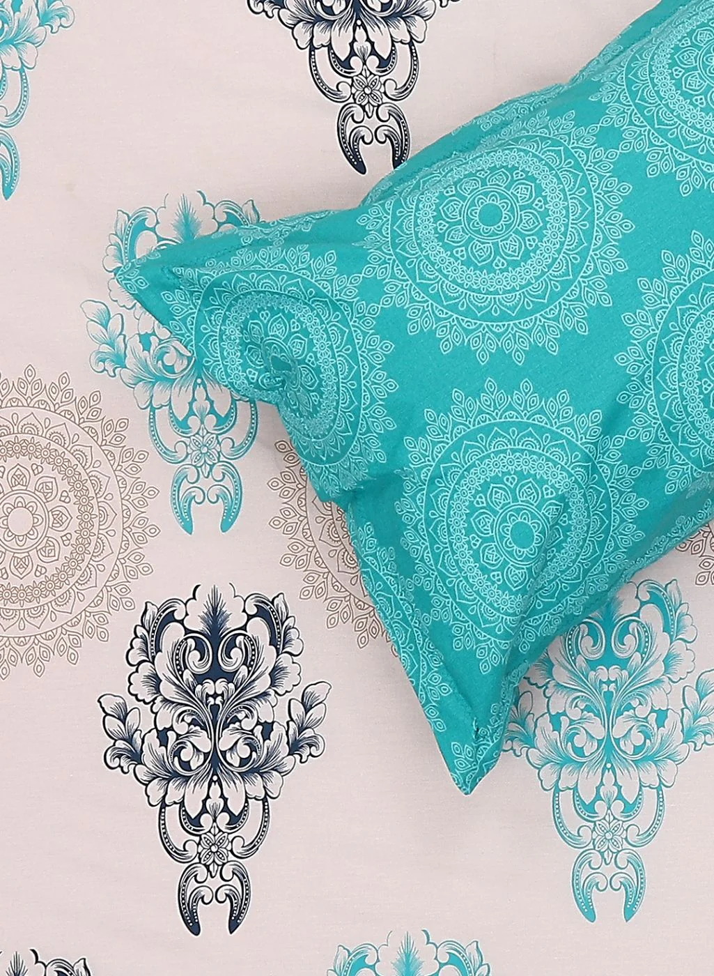 144TC Pure Cotton Single Bedsheet with 2 Pillow Covers - Image 5