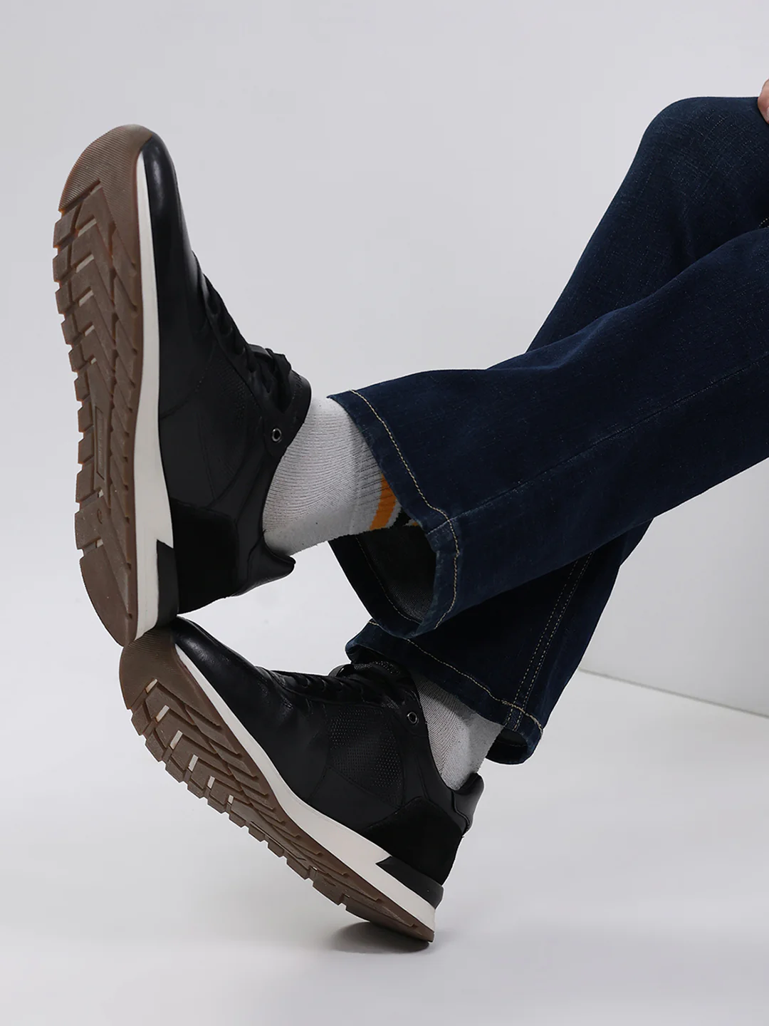 Monte Carlo Black Lace Up Low-Top Casual Sneaker Shoe for Men - Image 11