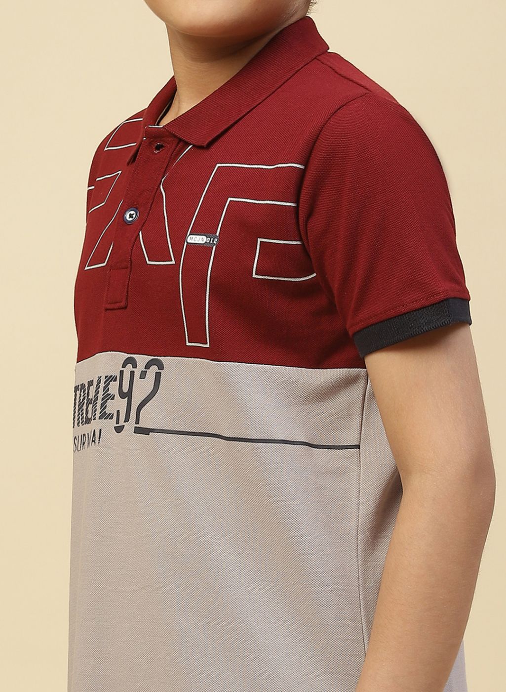 Boys Maroon Printed T-Shirt - Image 6