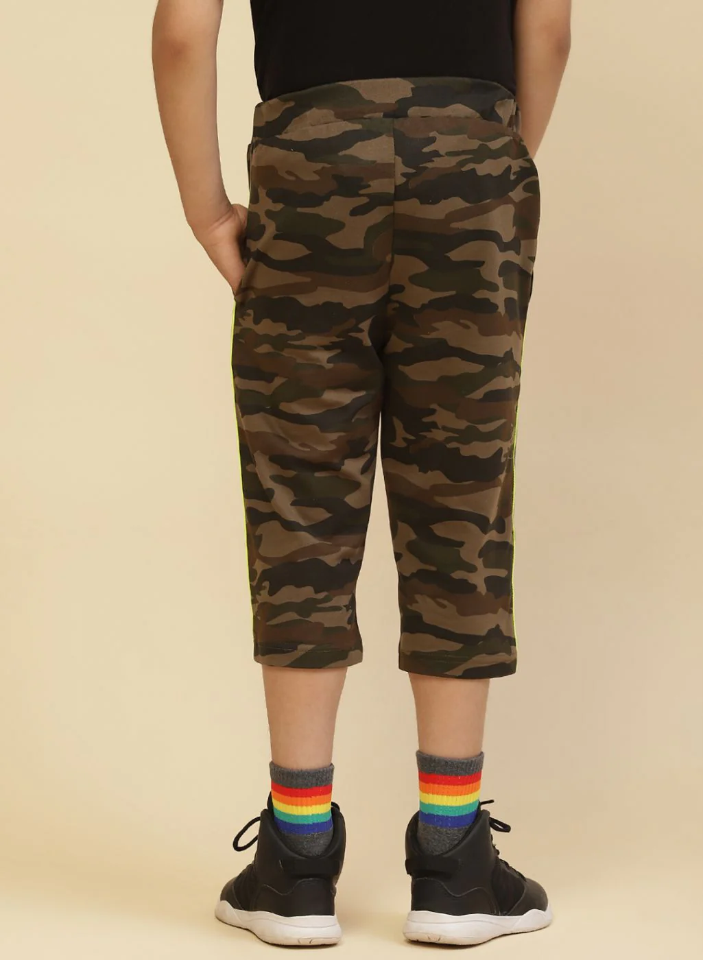 Boys Olive Printed Capri - Image 4
