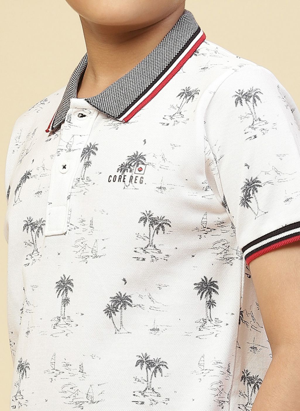 Boys White Printed T-Shirt - Image 6