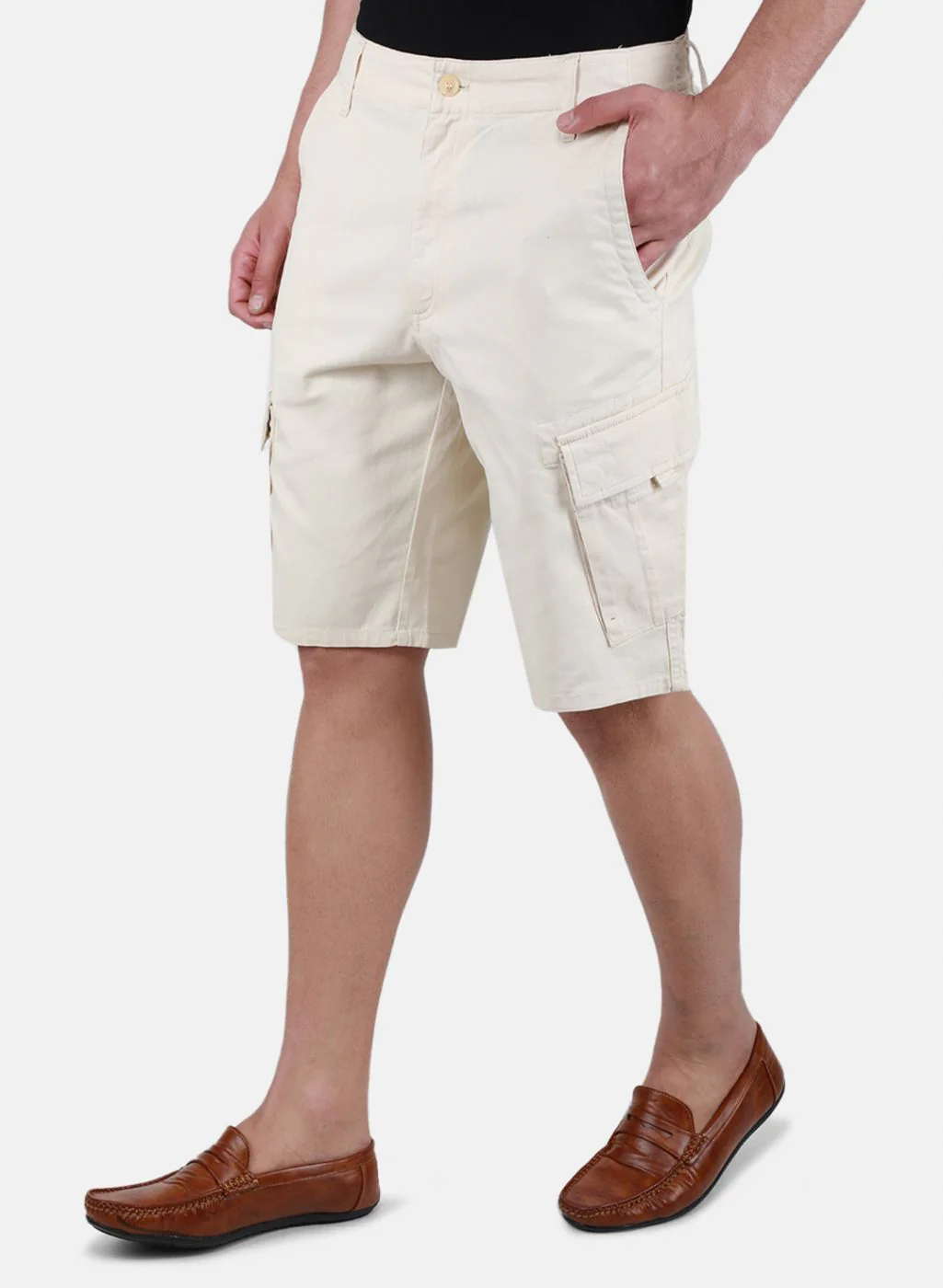 Men Beige Solid Short - Image 2