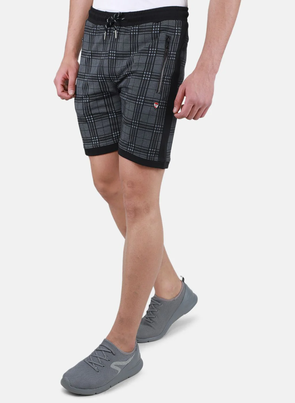 Men Black Printed Bermuda - Image 2