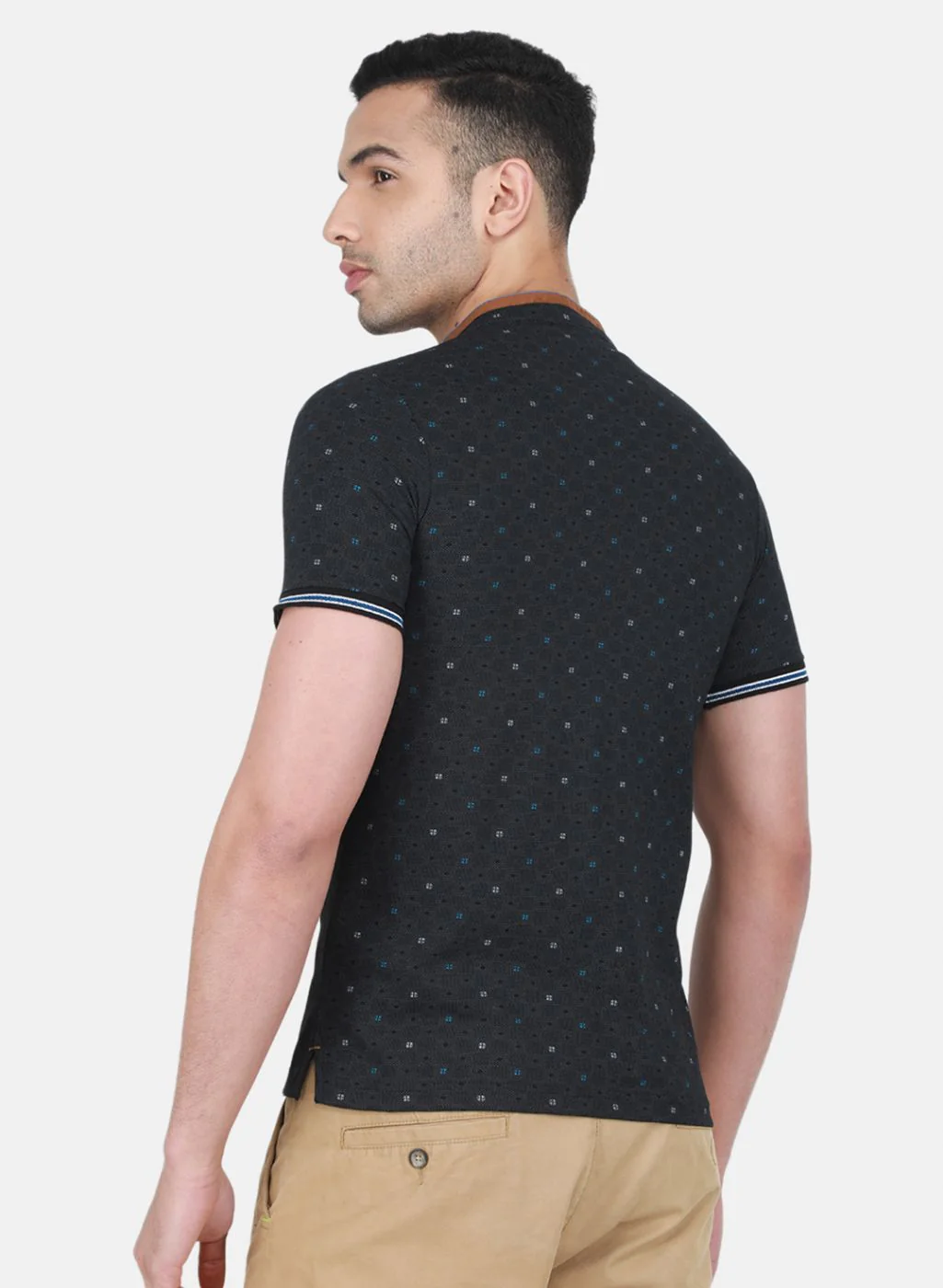 Men Black Printed T-Shirt - Image 3