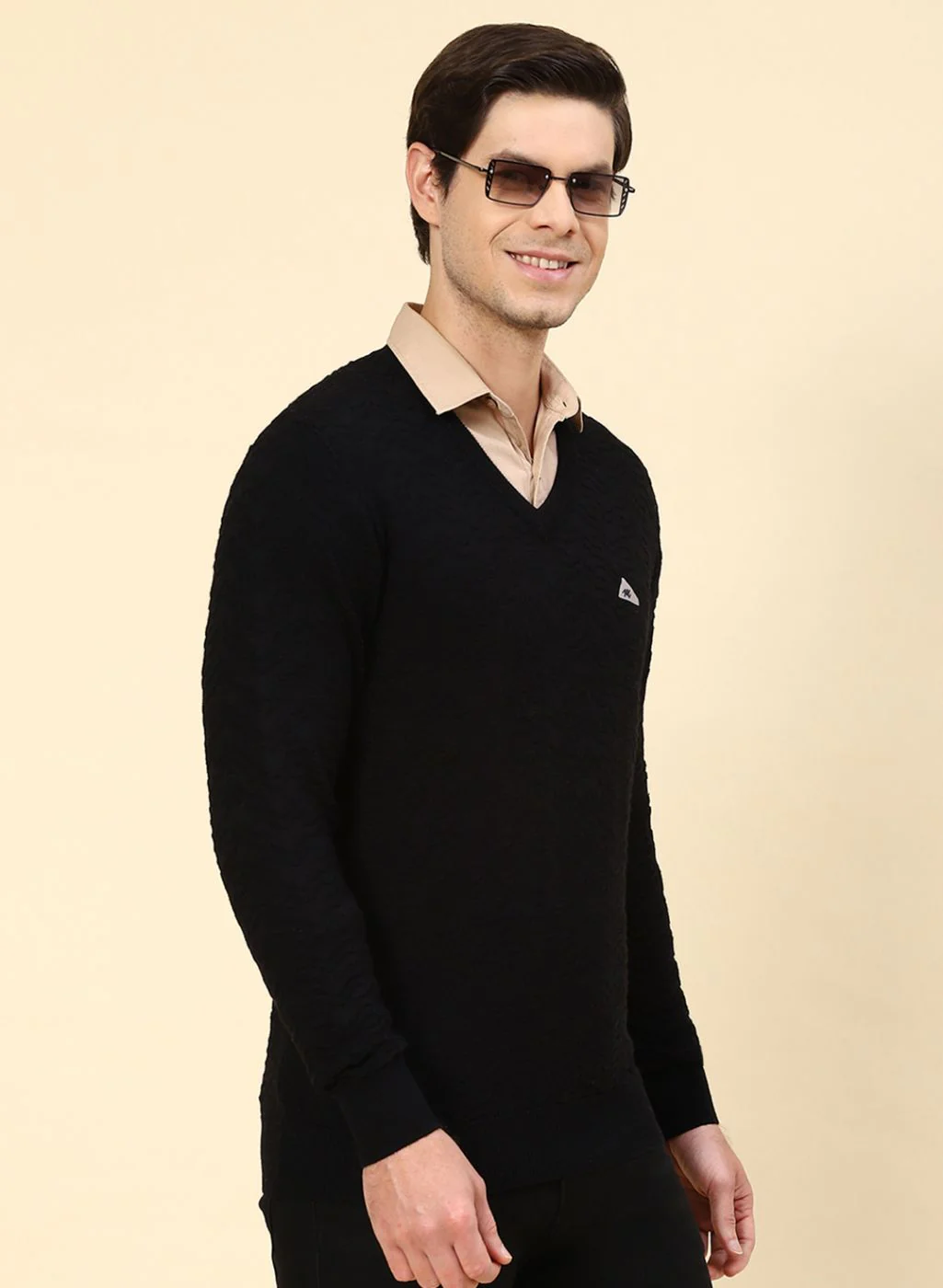 Men Black Self Design Pure wool Pullover - Image 4
