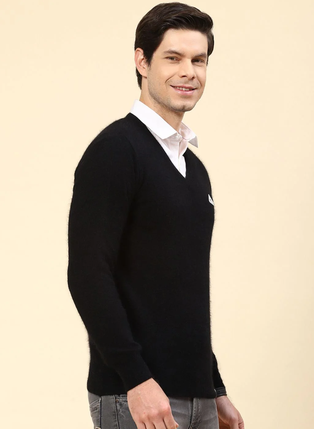 Men Black Solid Angoora Pullover - Image 4
