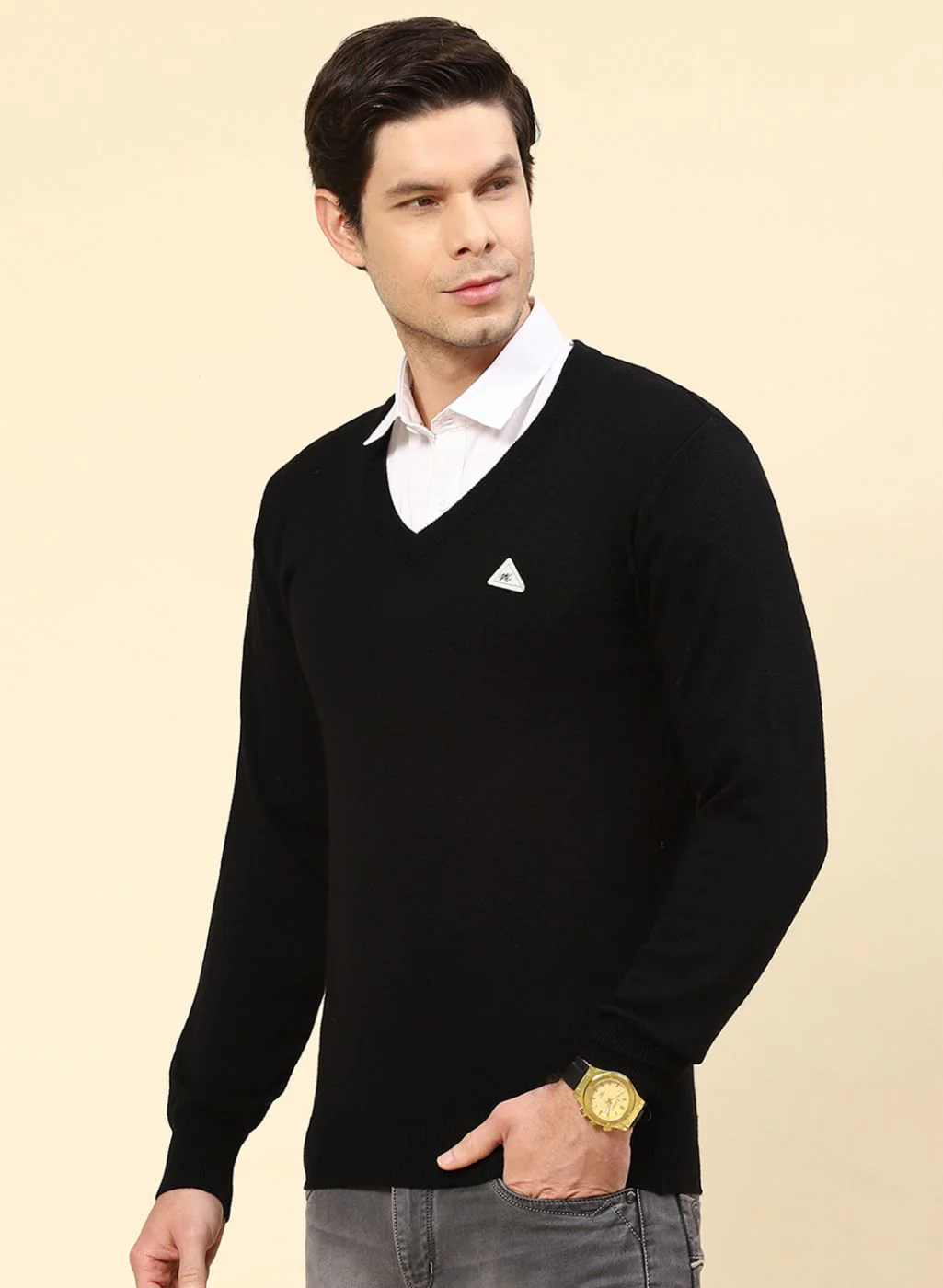 Men Black Solid Pure wool Pullover - Image 3