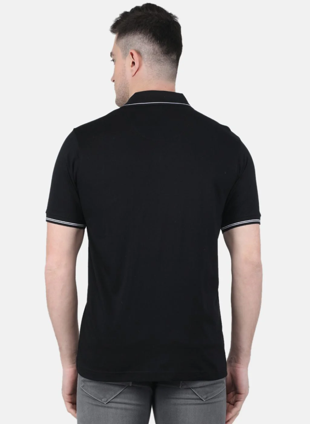 Men Black Solid T-Shirt - Image 3