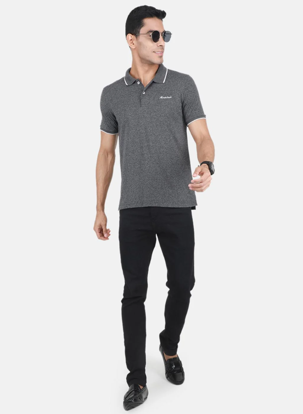 Men Black Solid T-Shirt - Image 4