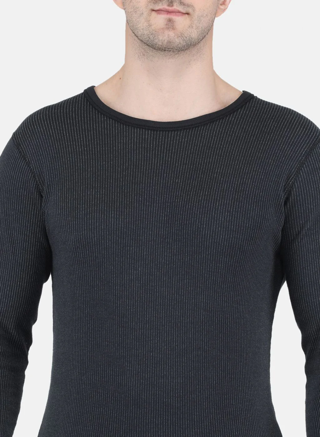 Men Black Solid Thermal Vest - Image 5