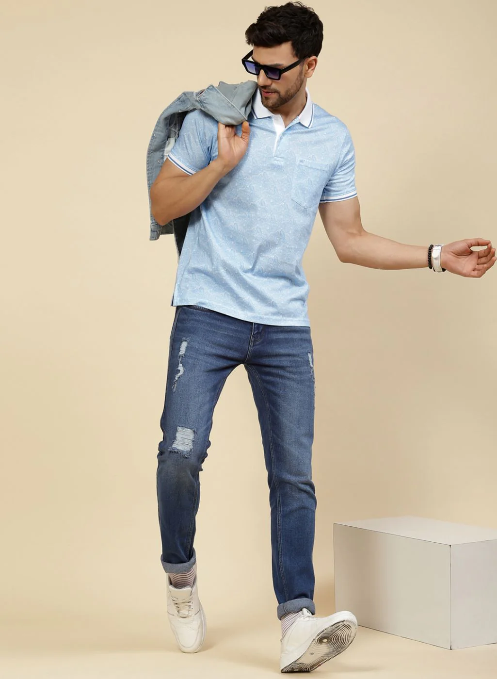 Men Blue Solid T-Shirt