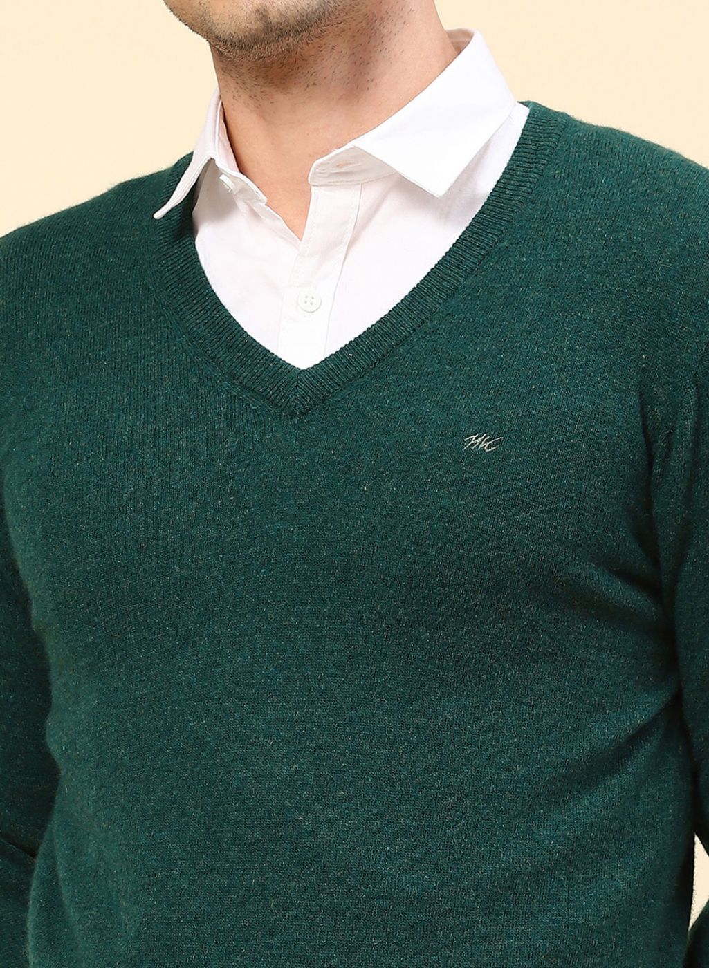 Men Green Solid Lamb wool Pullover - Image 6