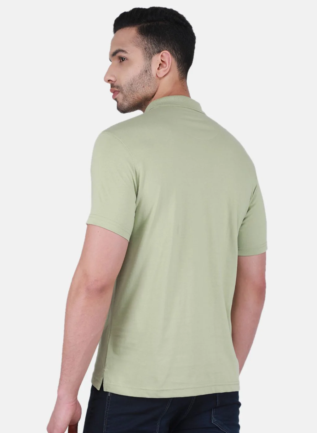 Men Green Solid T-Shirt - Image 3