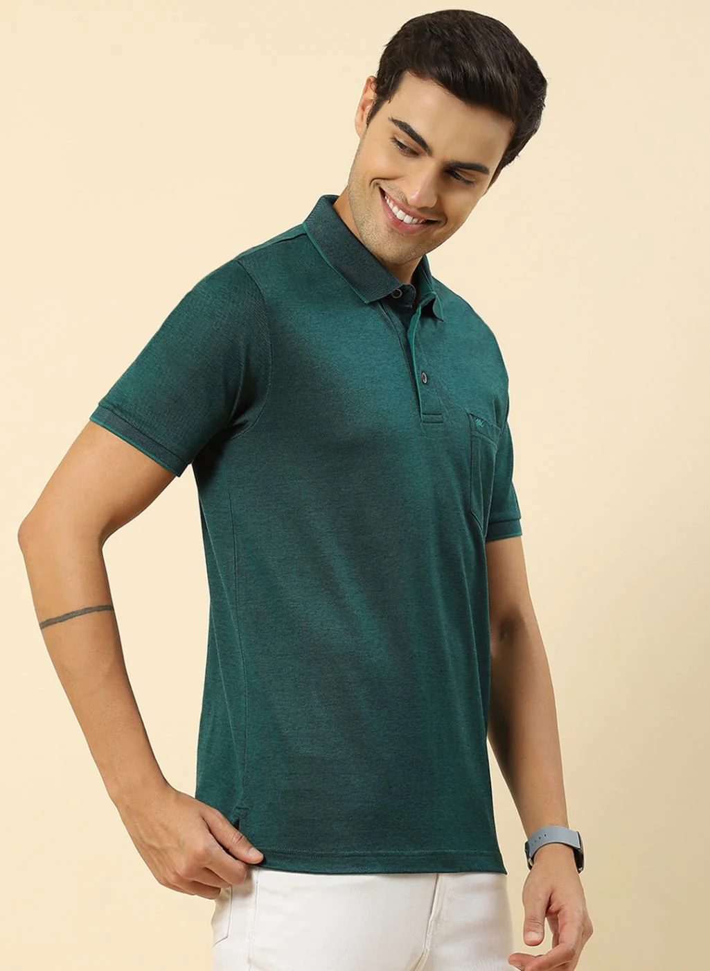 Men Green Solid T-Shirt - Image 3