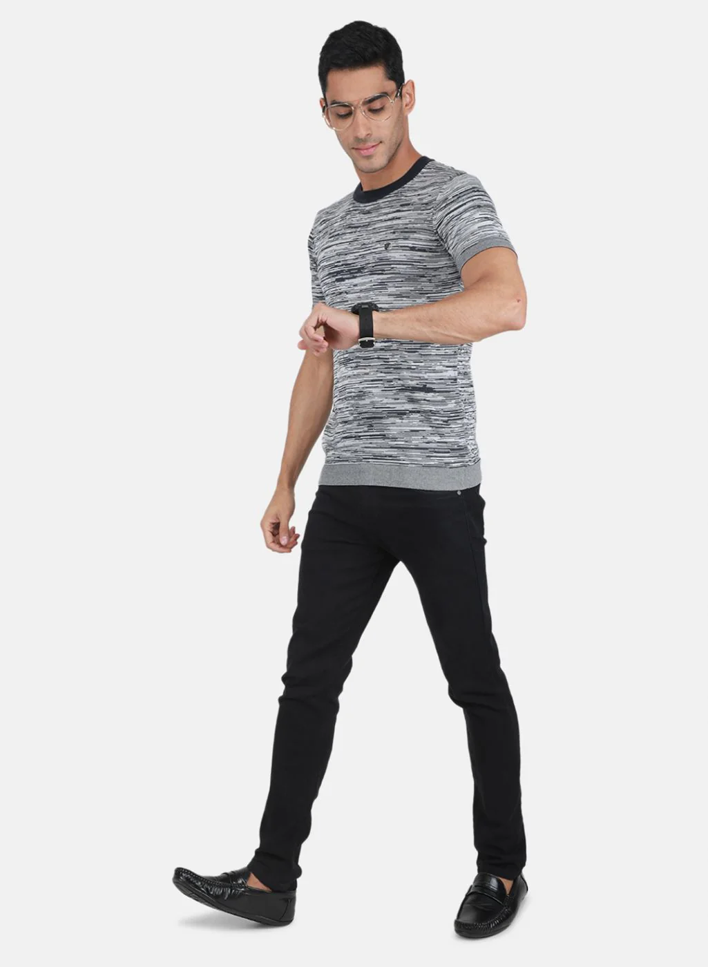 Men Grey Self Design T-Shirt - Image 4