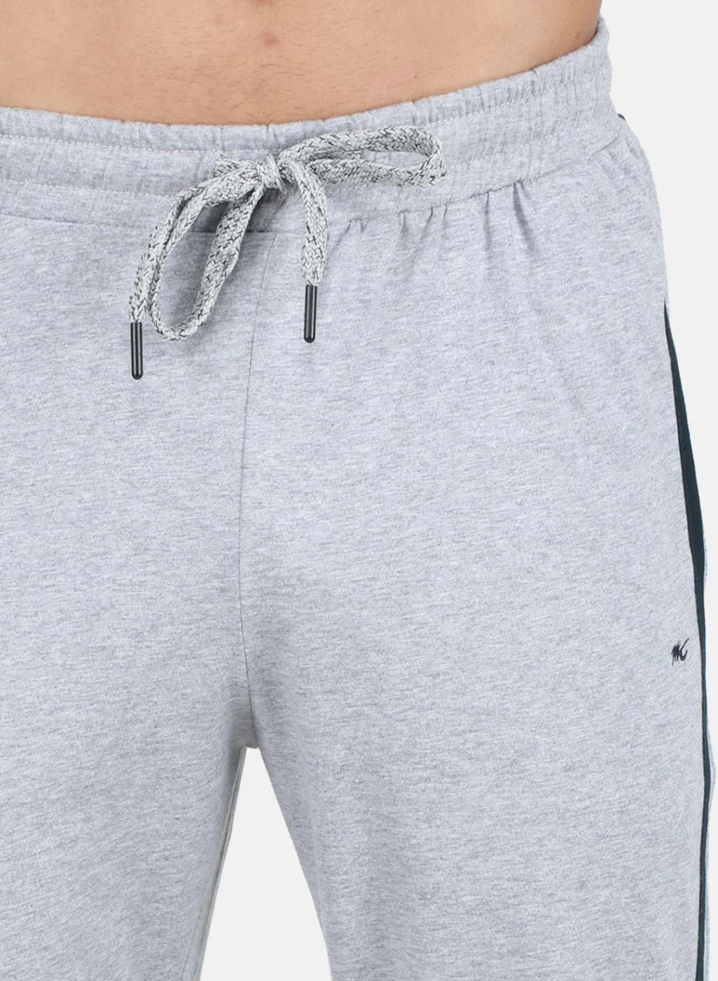 Men Grey Solid Capri - Image 5