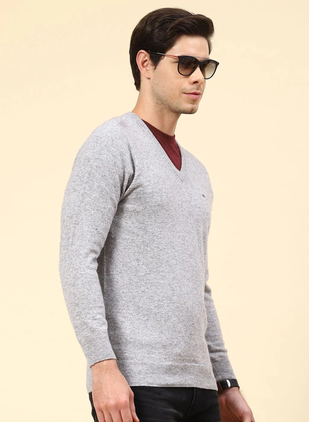 Men Grey Solid Lamb wool Pullover - Image 4