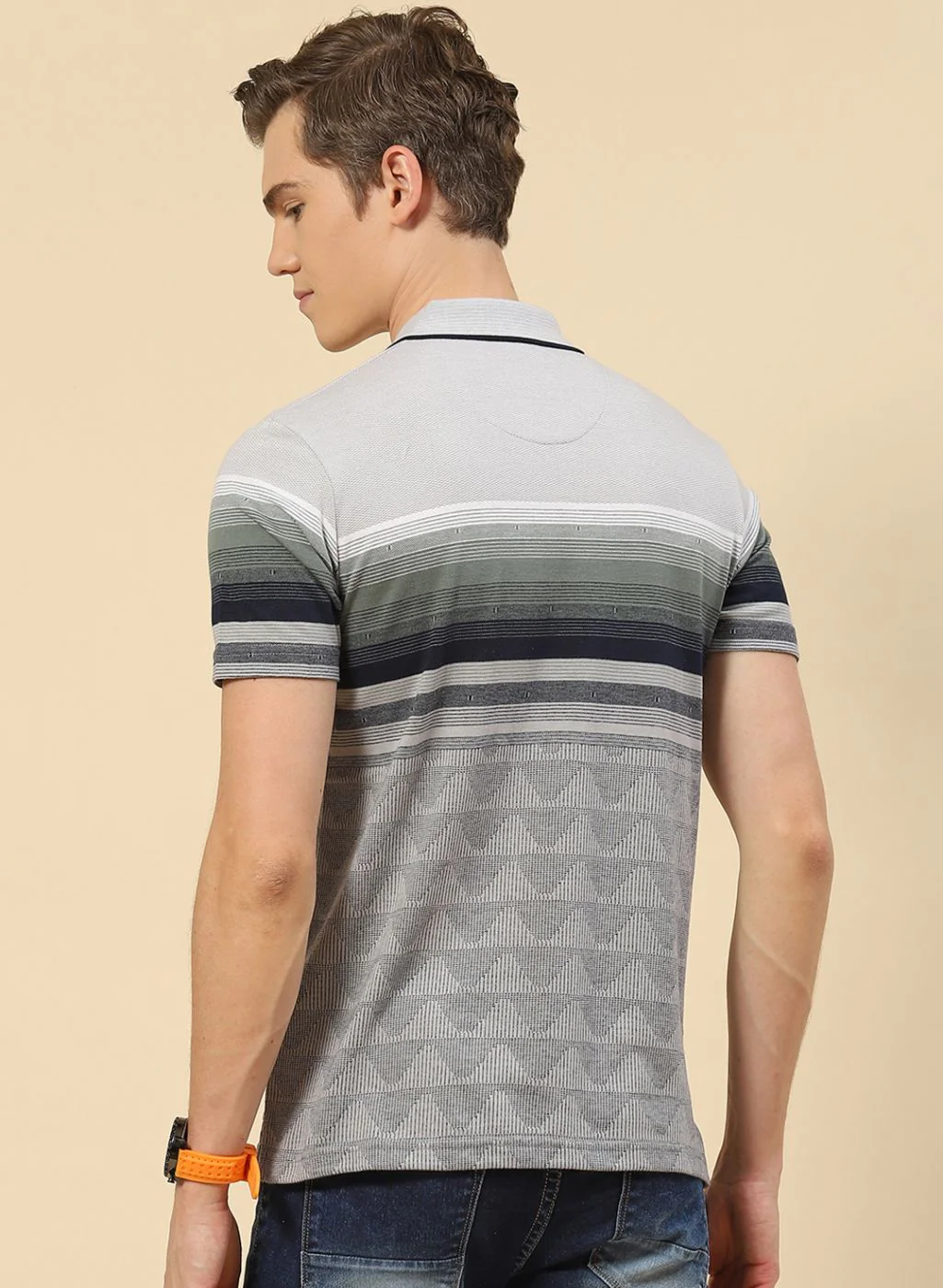 Men Grey Stripe T-Shirt - Image 4