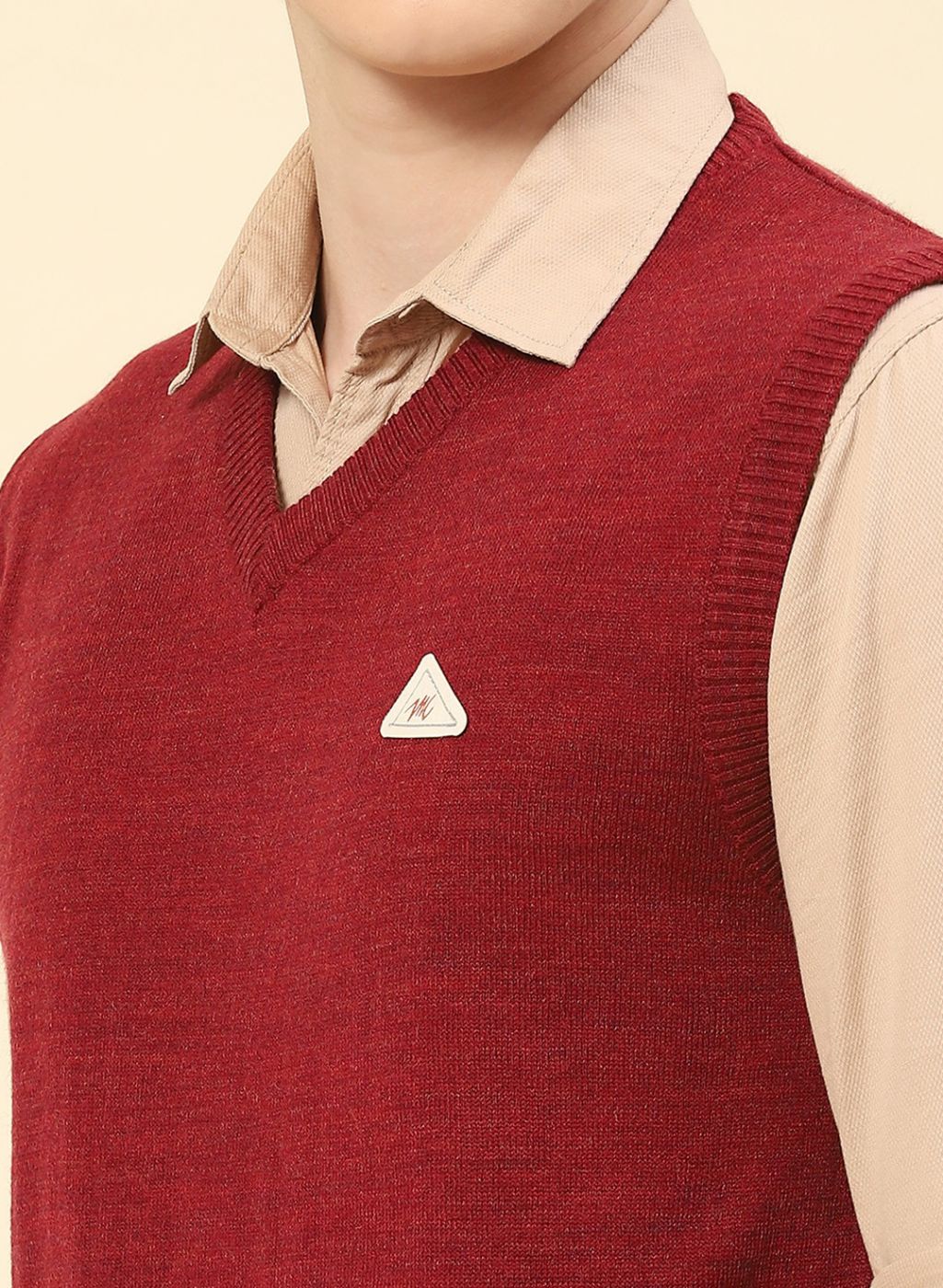 Men Maroon Solid Blend wool Sweater - Image 6