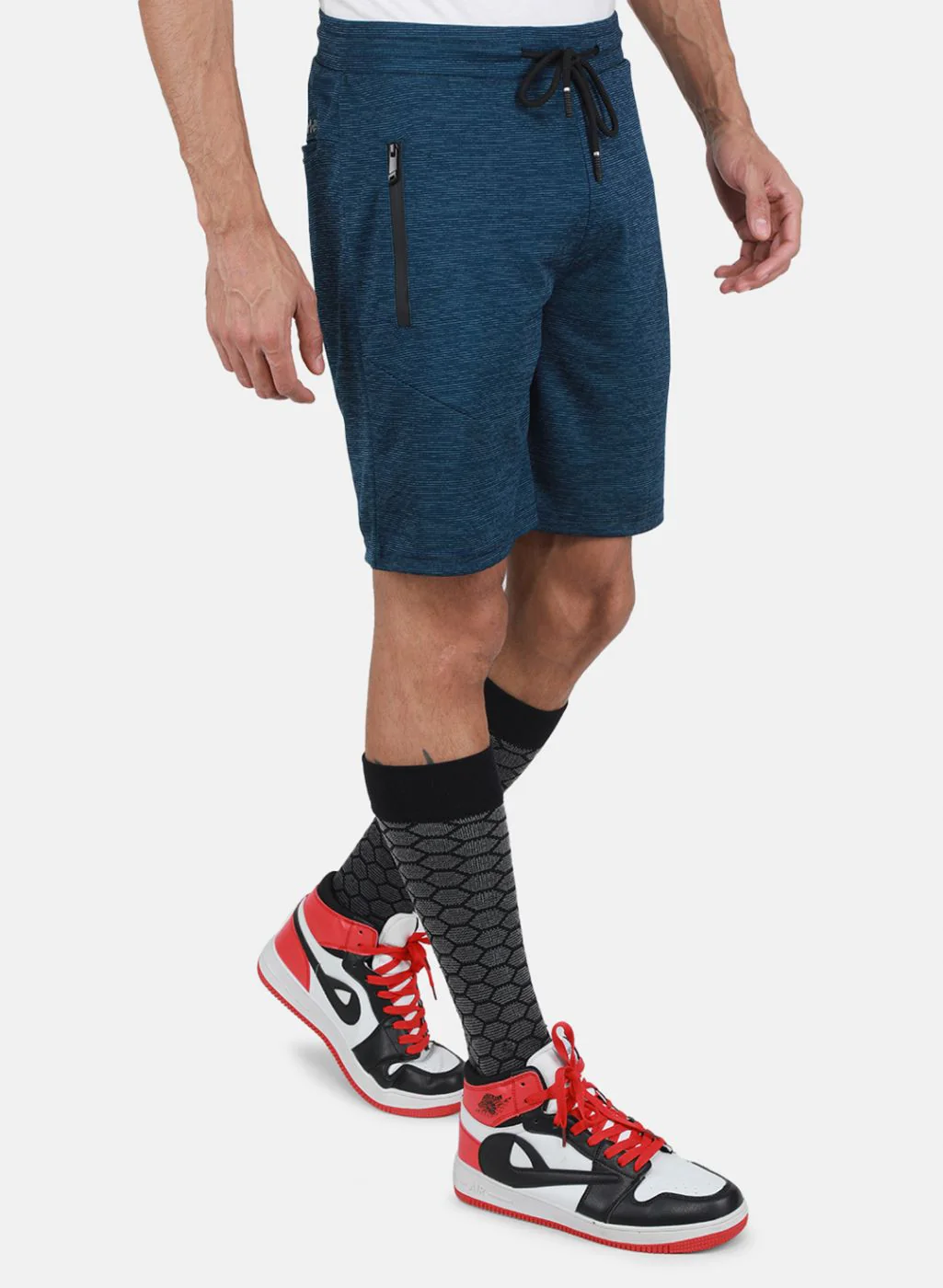 Men NAvy Blue Solid Bermuda - Image 6