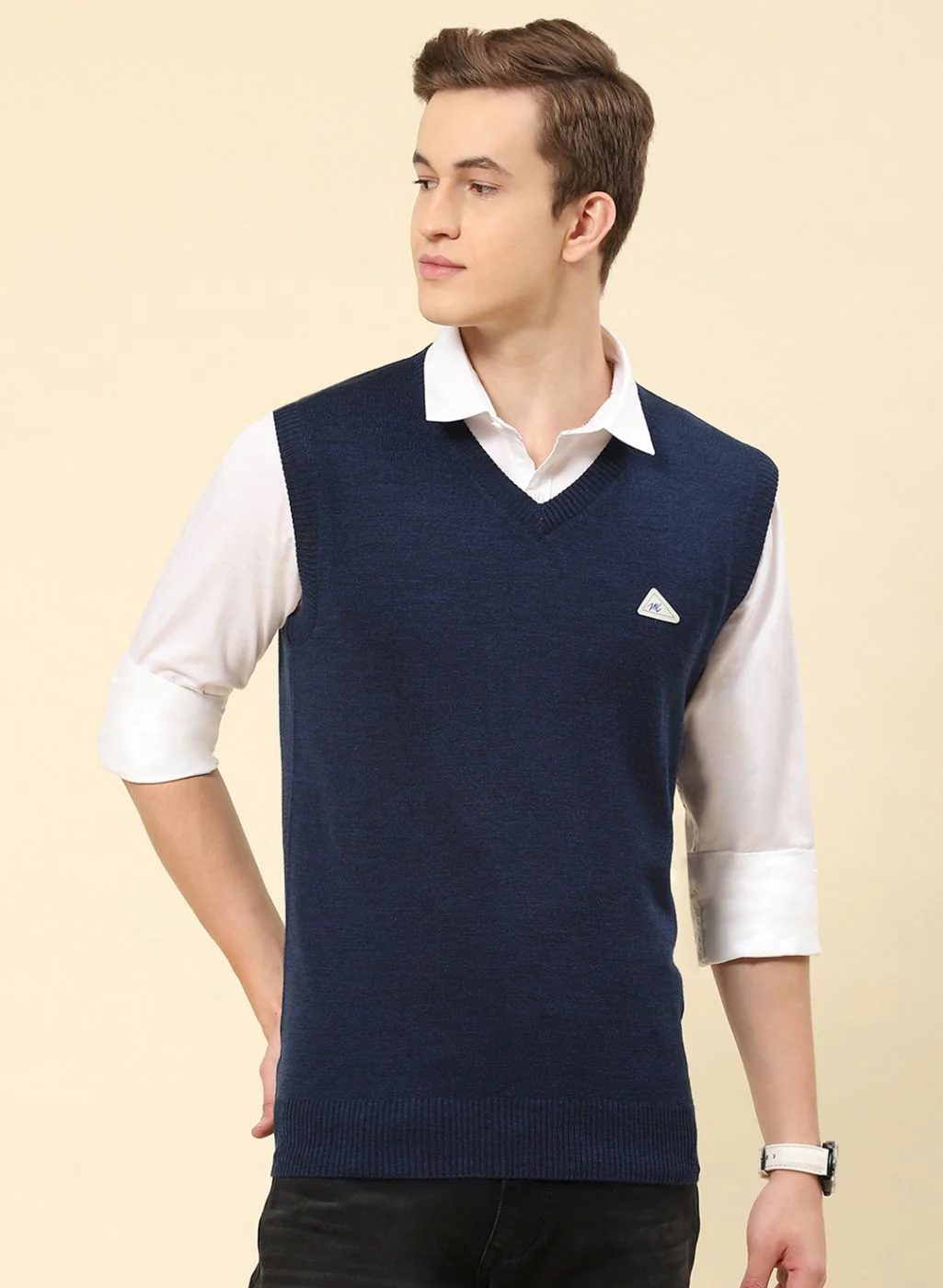 Men NAvy Blue Solid Blend wool Sweater - Image 2