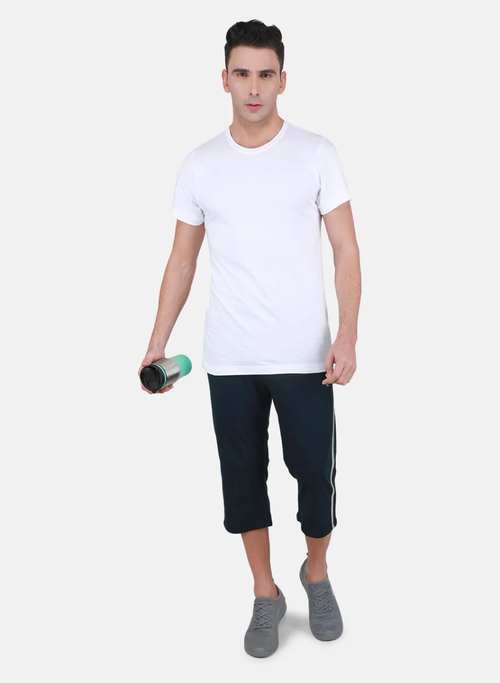 Men NAvy Blue Solid Capri - Image 4