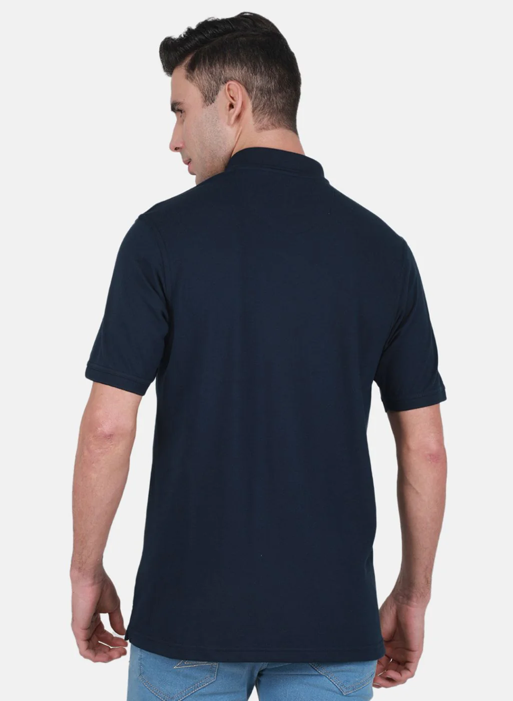 Men NAvy Blue Solid T-Shirt - Image 3