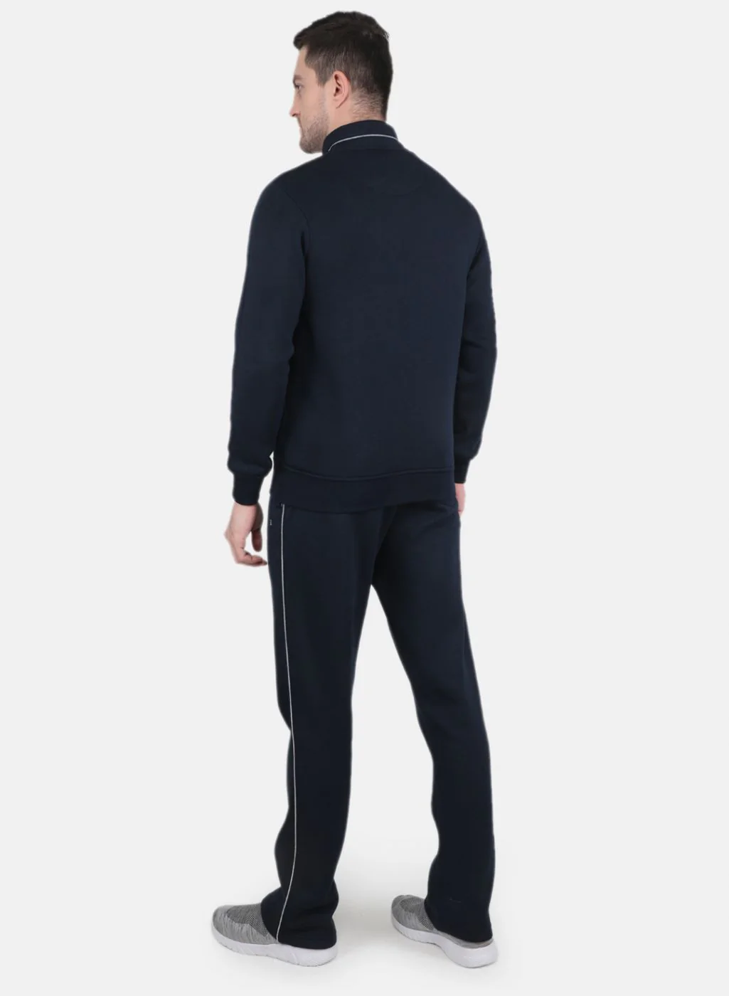Men NAvy Blue Solid Tracksuit - Image 3